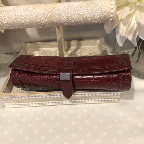 Tuscan Designs Jewelry Roll - Picture 2 of 7